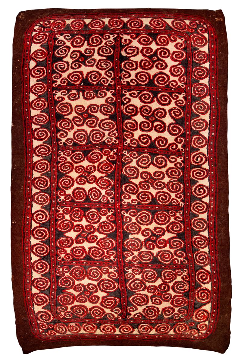 Feltro in lana pressato a mano, Motivi a spirale, Turkmenistan, Inizio XX secolo