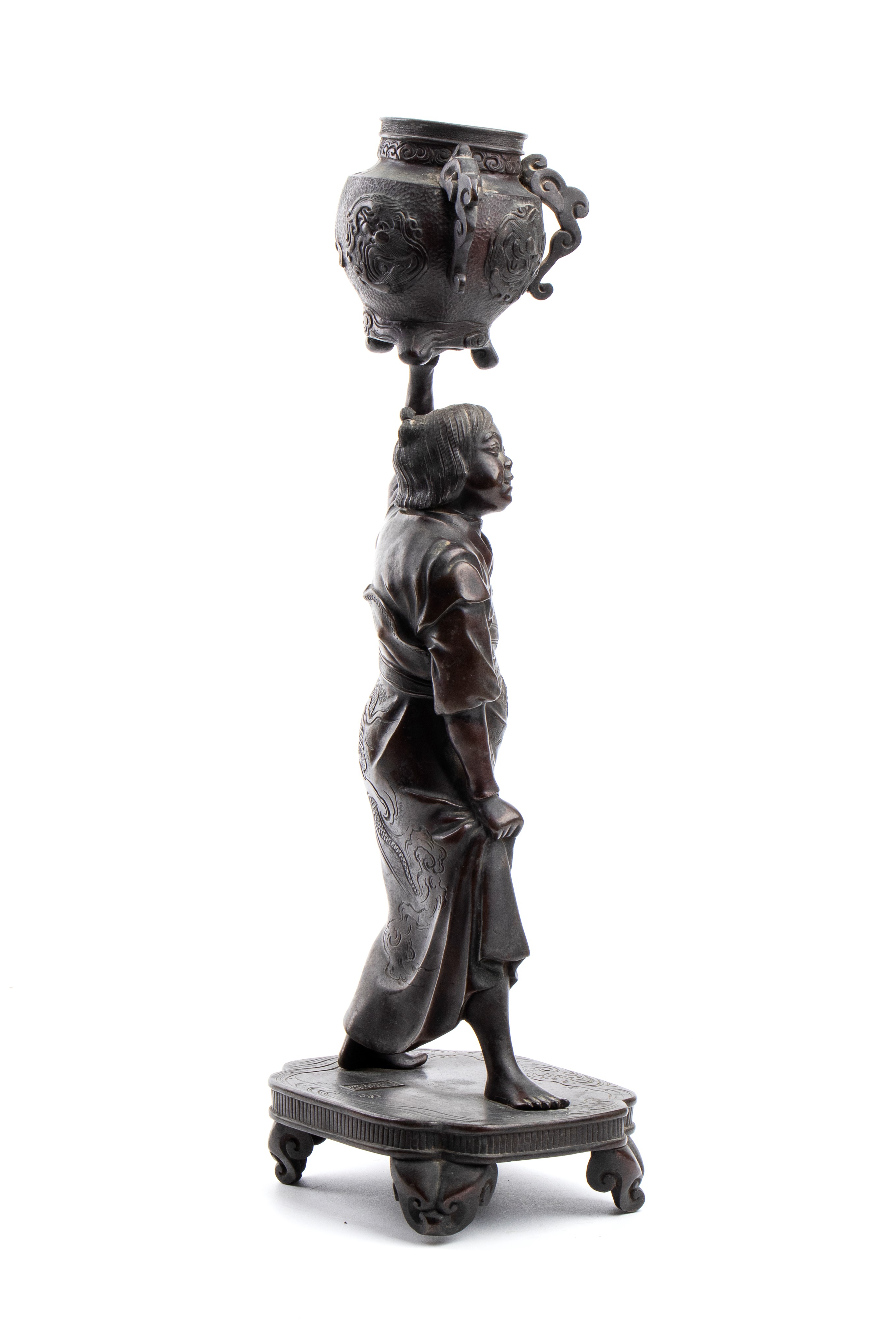 Figura di donna, Giappone