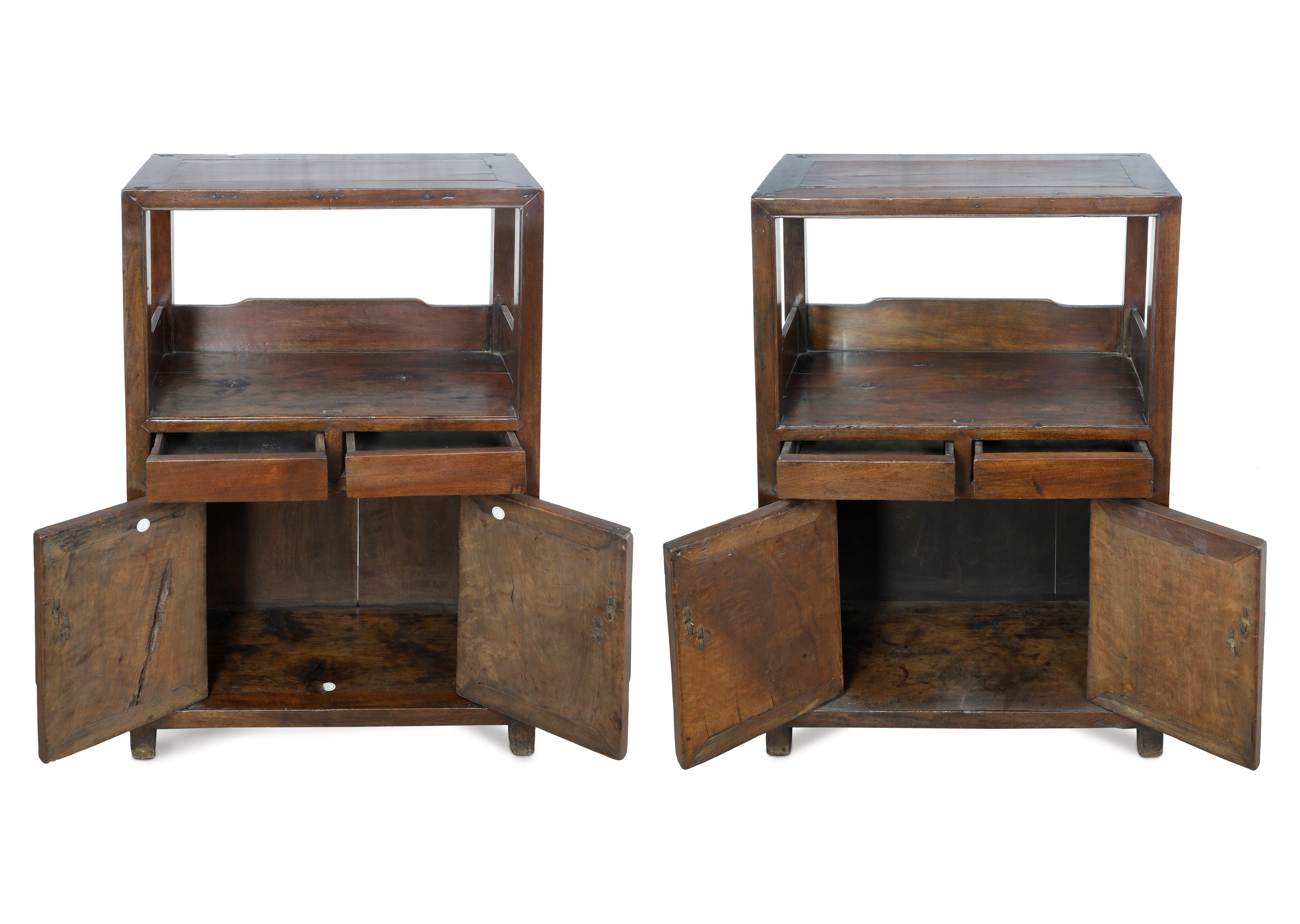 Credenze in legno di noce, Cina, dinastia Qing, XVIII secolo