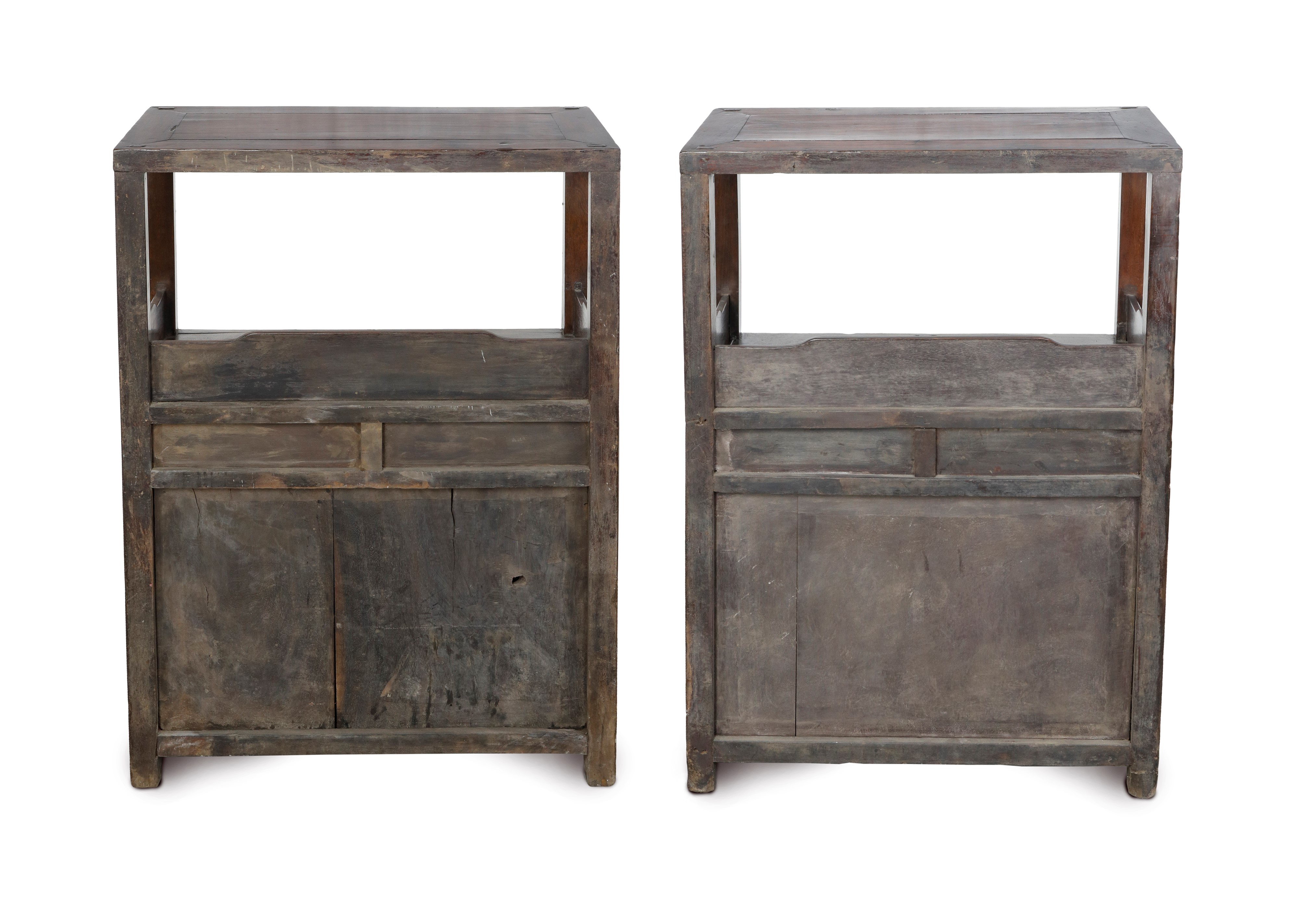 Credenze in legno di noce, Cina, dinastia Qing, XVIII secolo