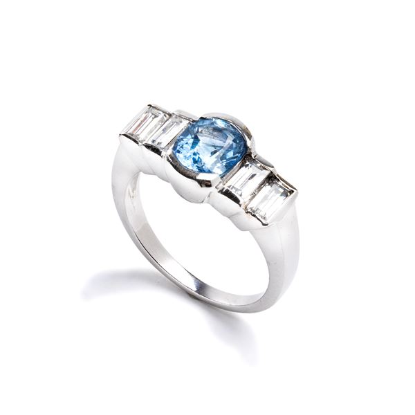 Blue sapphire and diamonds gold ring