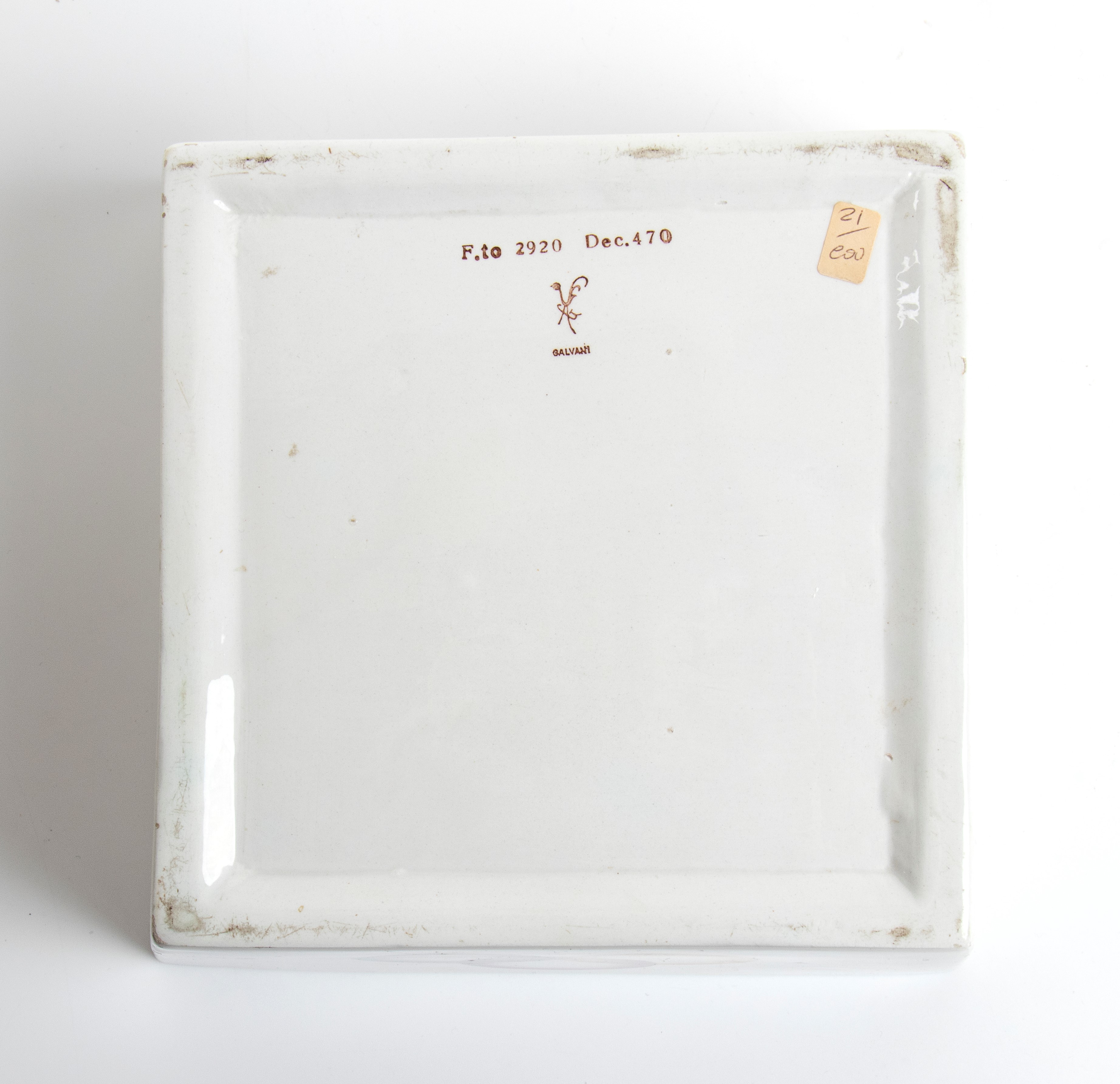 Scatola con manico zoomorfo attribuita a Angelo Simonetto