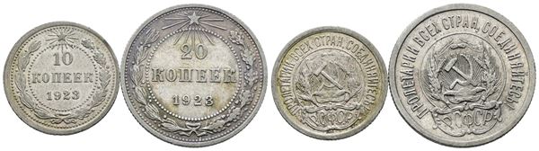 URSS. Lotto di 2 monete da 20, 10 copechi 1923. Ag; Conservazioni varie.