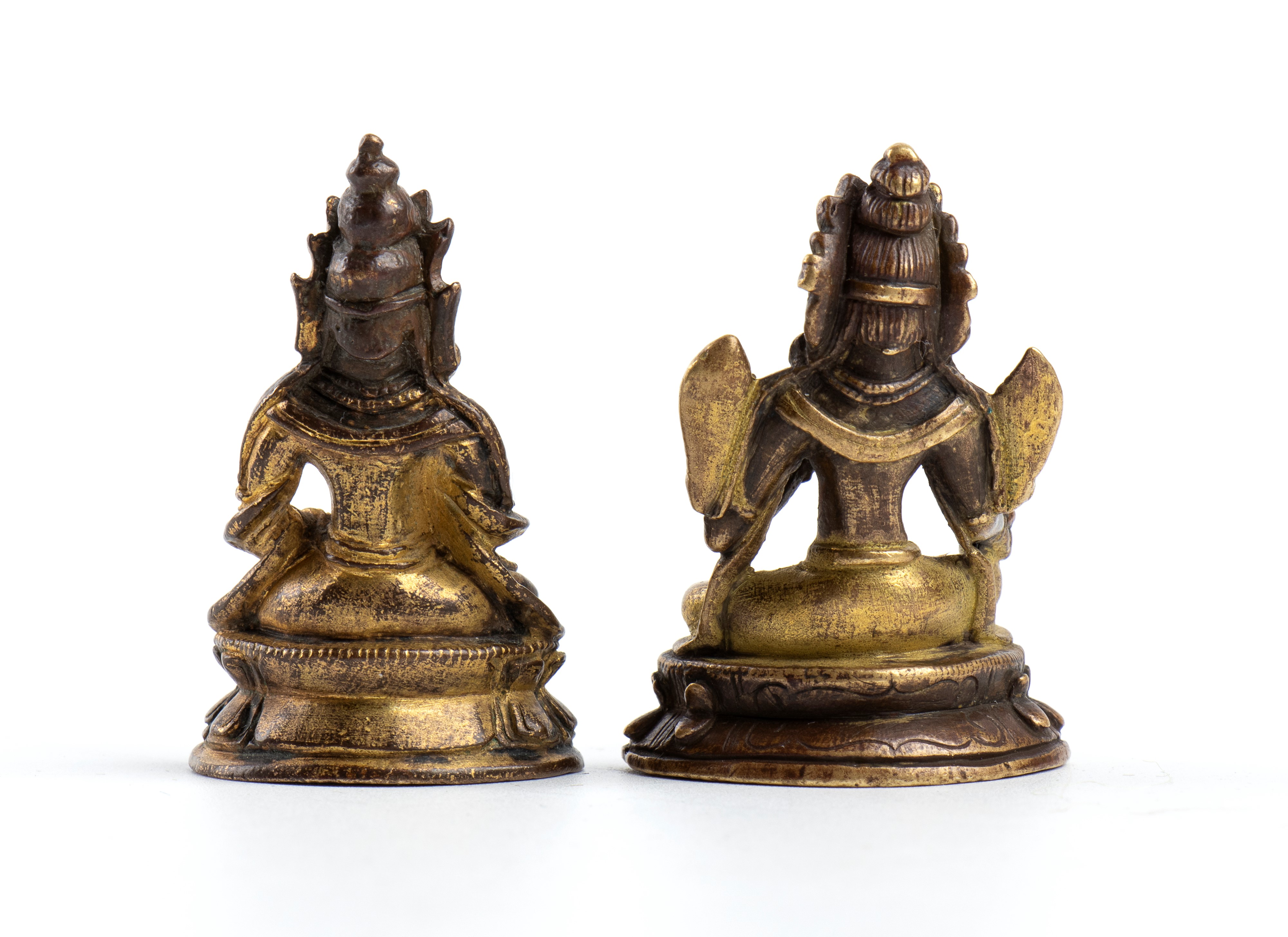 Lotto di due piccole figure di divinità Buddista, Cina