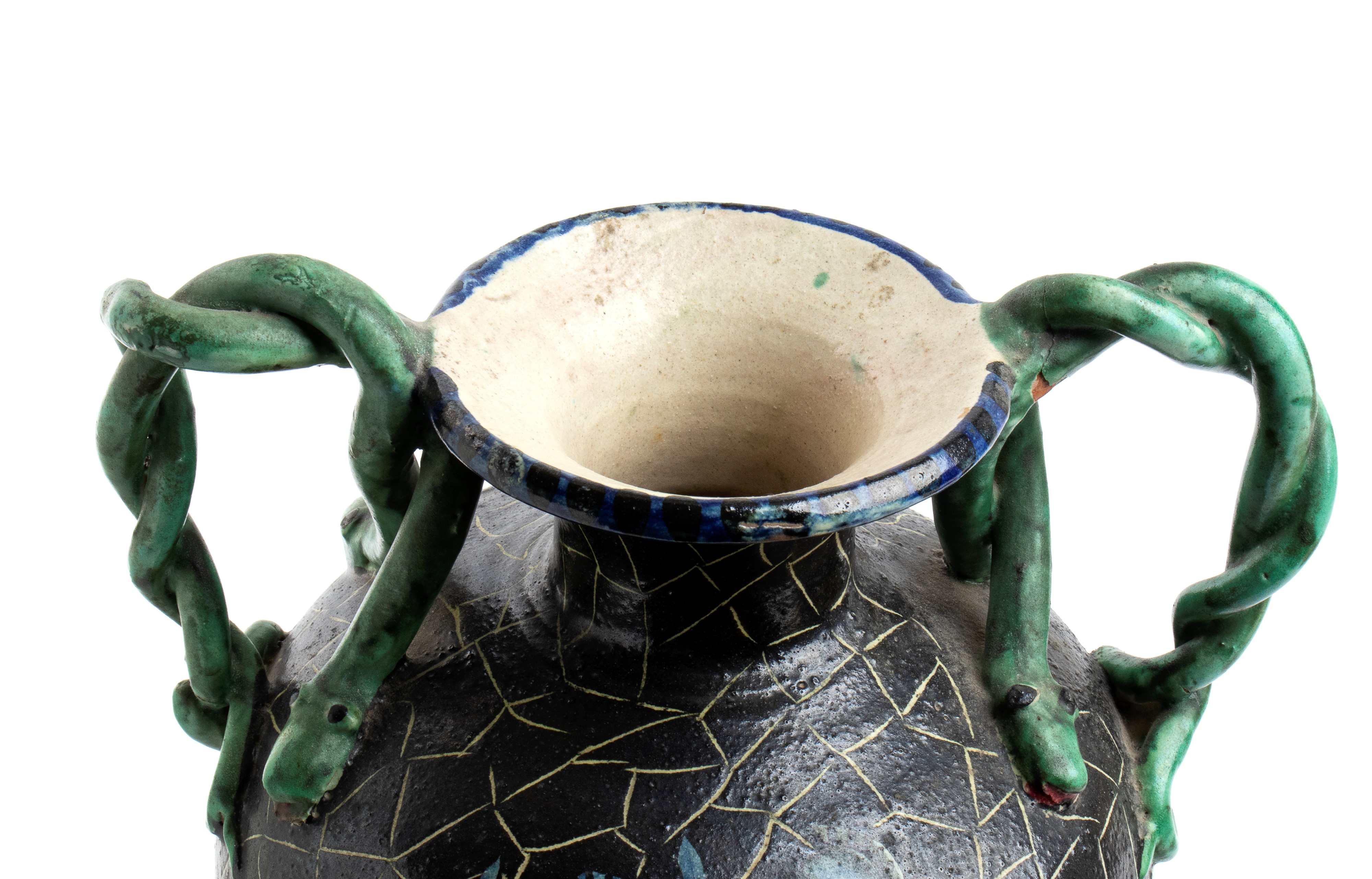 Vaso biansato con guerrieri