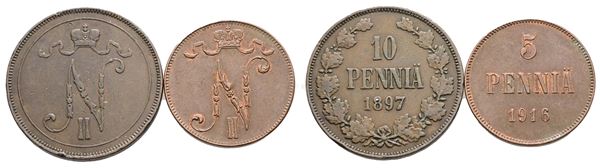 FINLANDIA. Nicola II (1894-1917). Lotto di 2 monete da 10 pennia 1897, 5 pennia 1916. Cu. Conservazioni varie.
