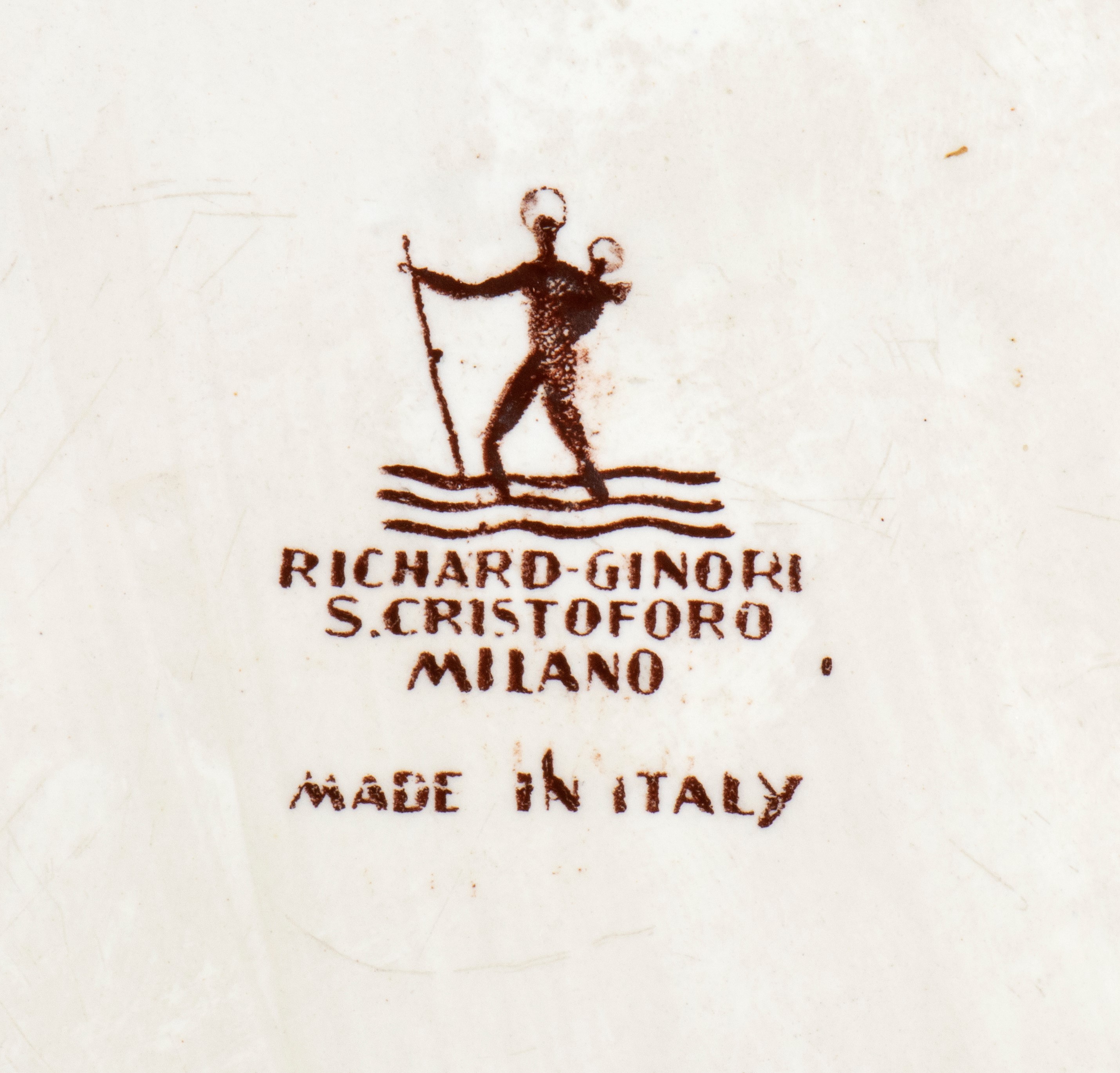 Mattonella con decoro di animali fantastici