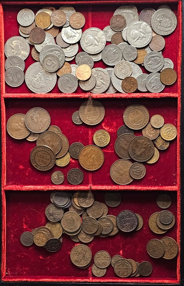 VARIE NAZIONI. Lotto multiplo di varie e numerose monete mondiali. Metalli, nominali e conservazioni varie.