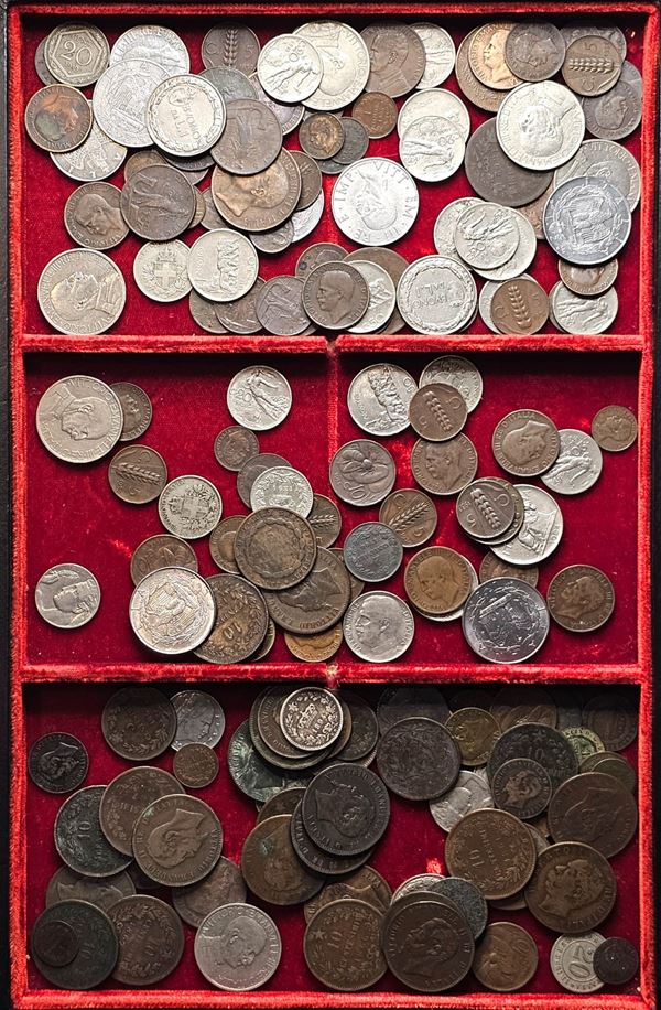 REGNO D'ITALIA. Lotto multiplo di varie e numerose monete. Metalli, nominali e conservazioni varie.