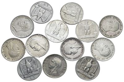 Regno d'Italia, Vittorio Emanuele III, Lotto di 14 monete da 5 lire 'Aquilotto', Argento, Varie d...
