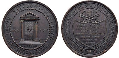 Medaglia di Benedetto XIV, Chiusura Porta Santa, 1750, AE