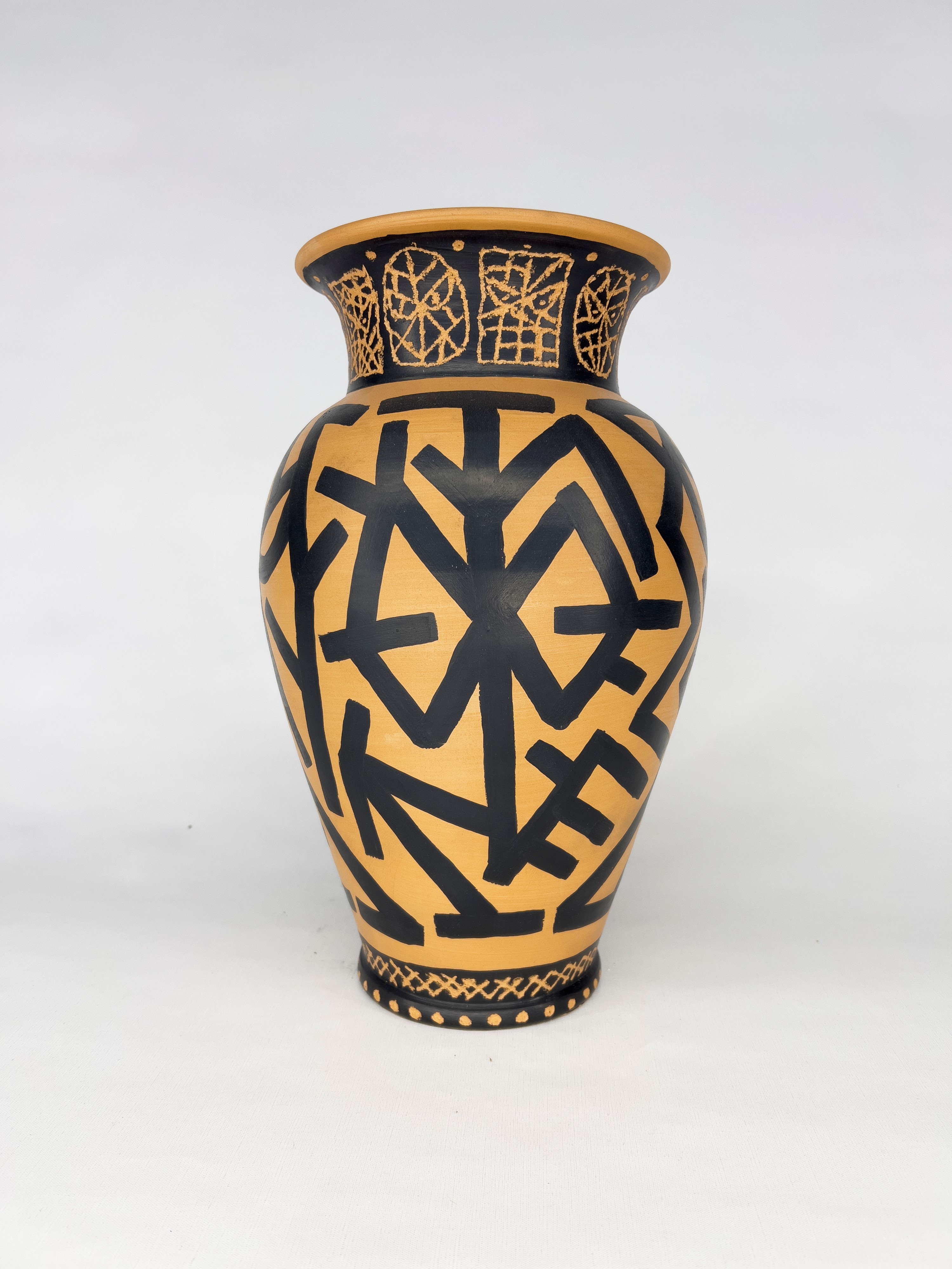 Edoardo Solomostry - Autore sconosciuto, Vaso in terracotta rossa con engobbio e cristallina