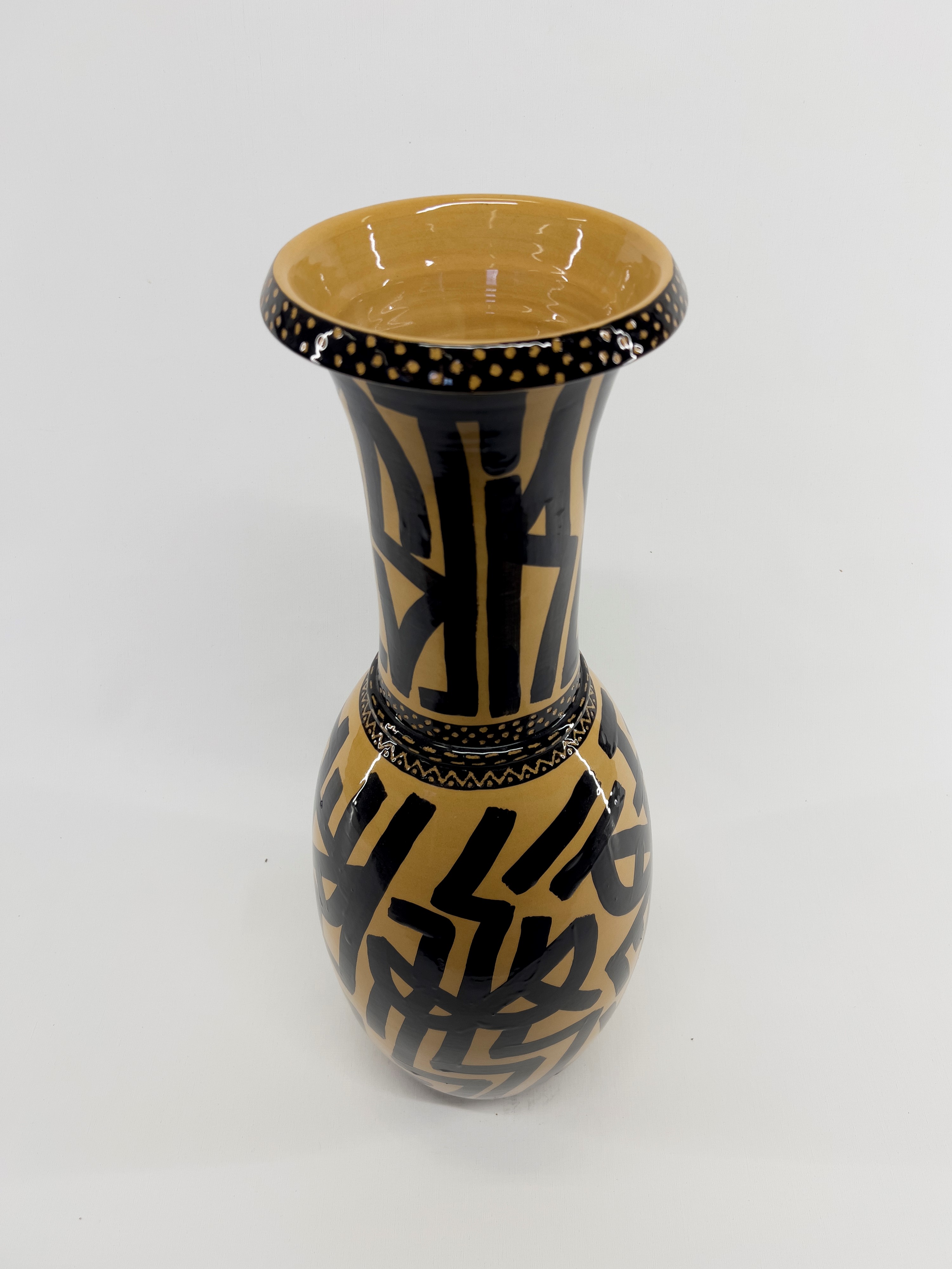 Edoardo Solomostry - Autore sconosciuto, Vaso in terracotta gialla con engobbio e cristallina
