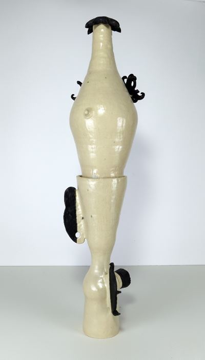 Eyelashes, fins, and palms, grès smaltato