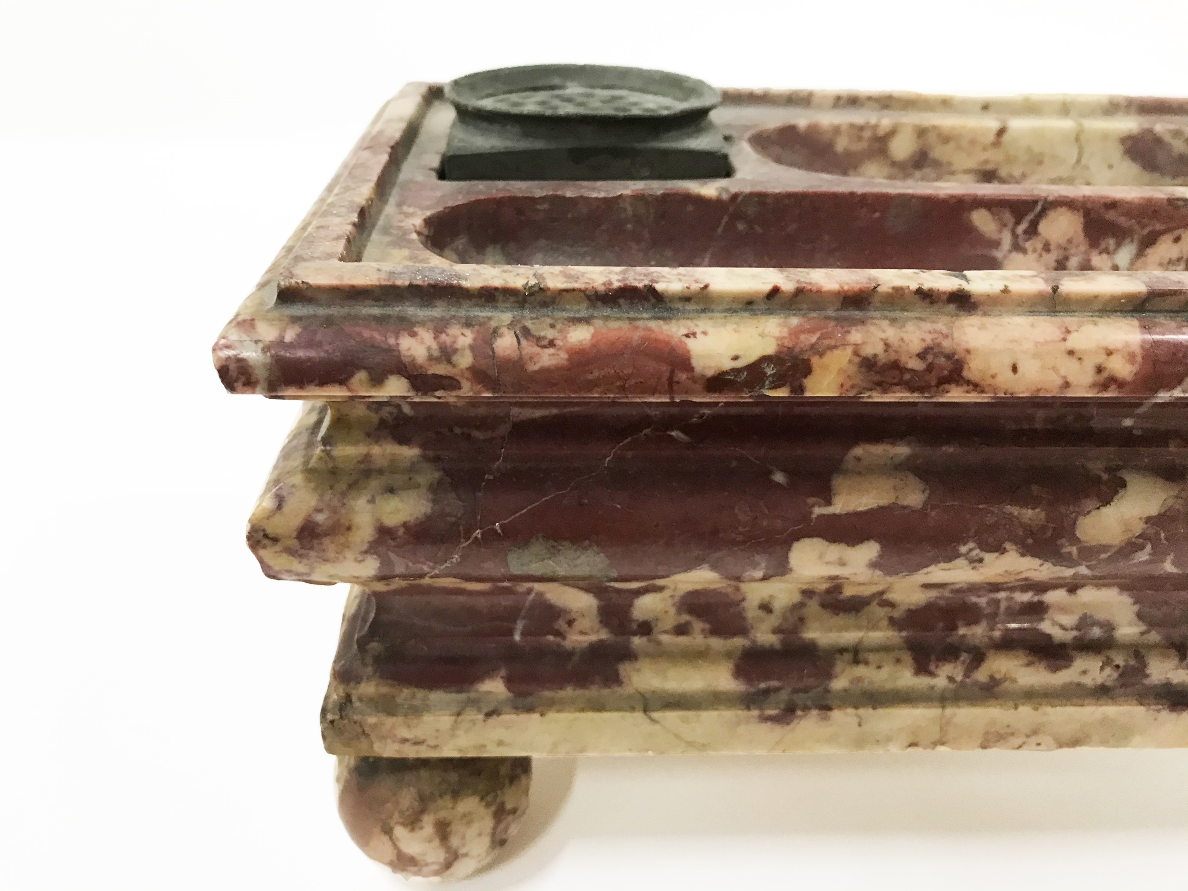 Calamaio da scrivania in marmo rosso Francia