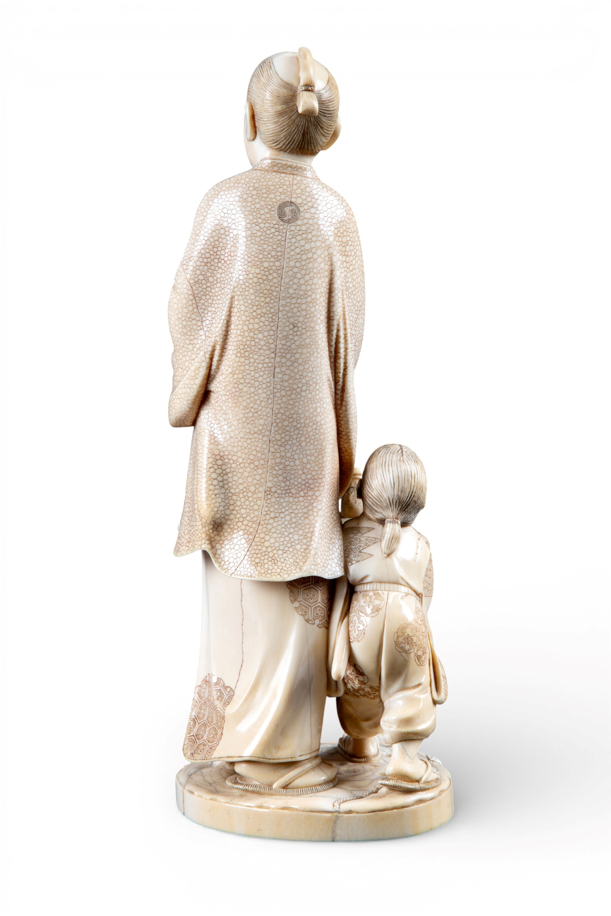 Okimono in avorio, Samurai con bambino, periodo Meiji