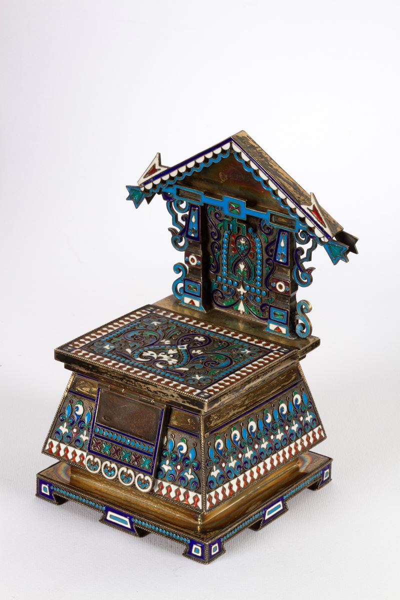 Trono porta sale in argento