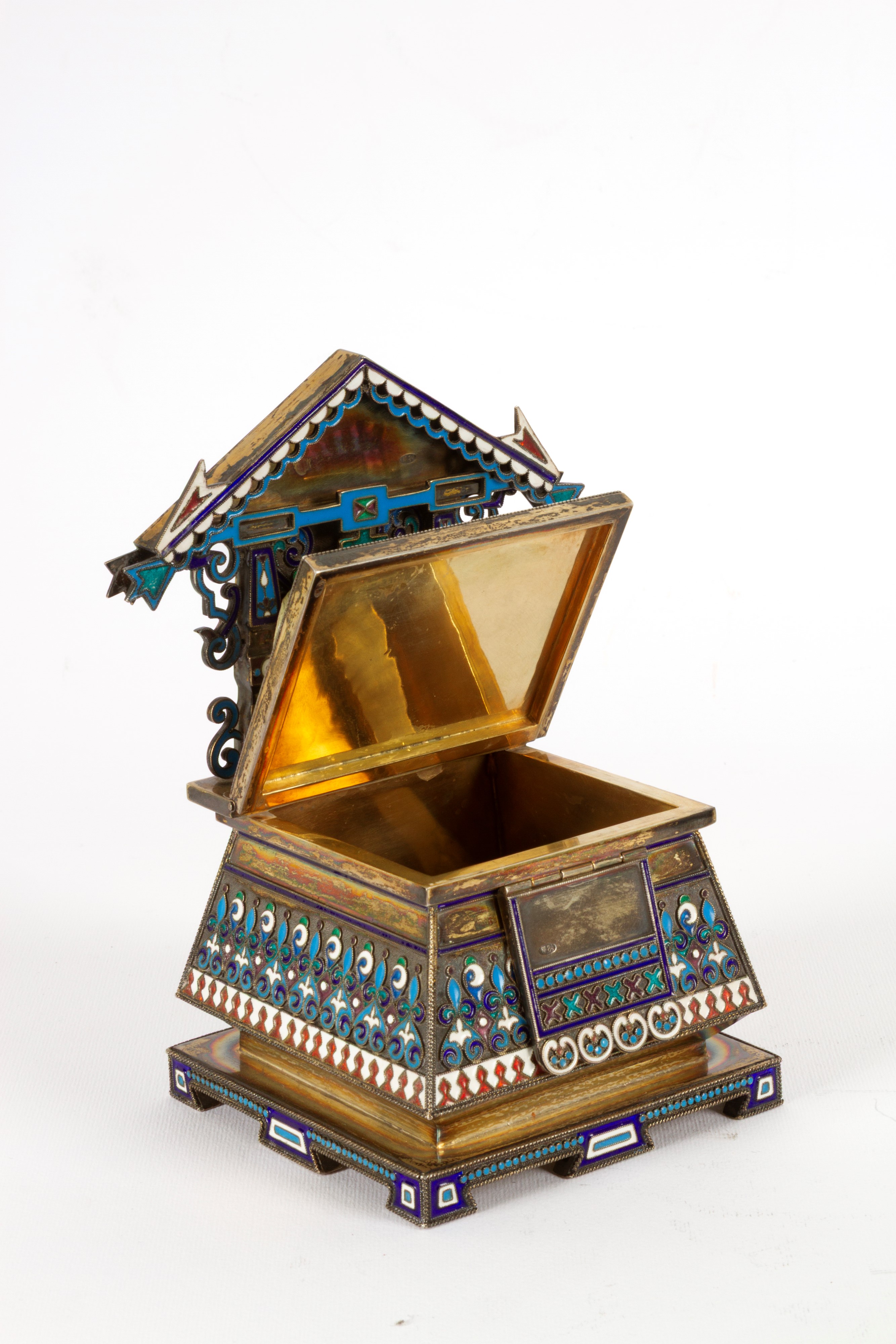 Trono porta sale in argento