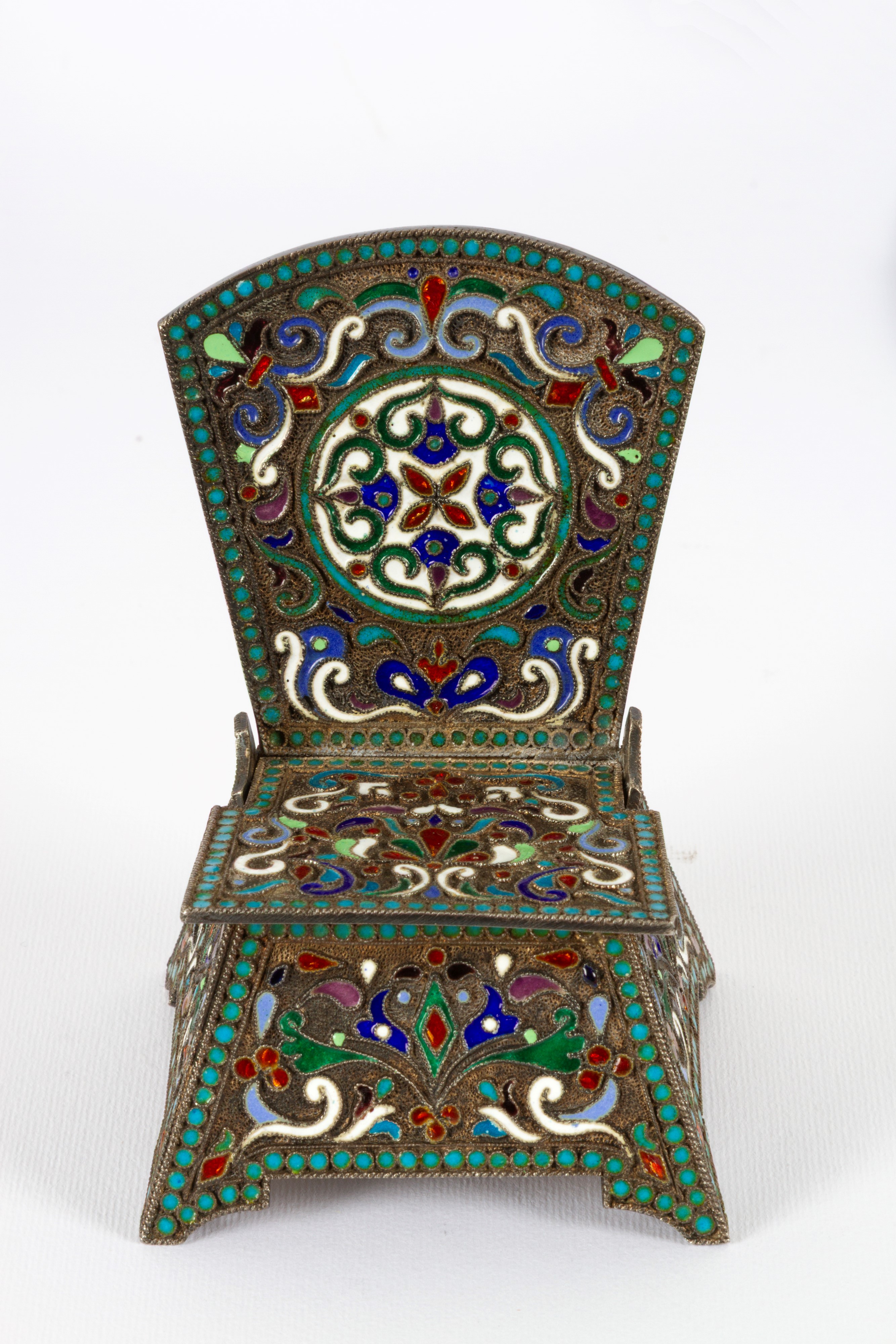 Sedia porta sale in argento