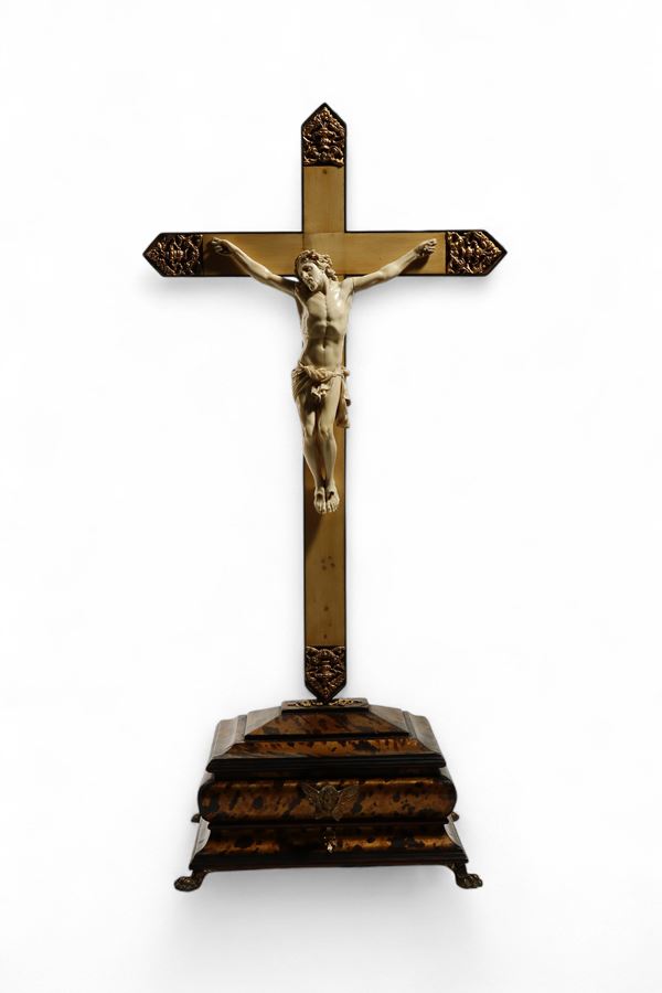 Corpus Christi in avorio