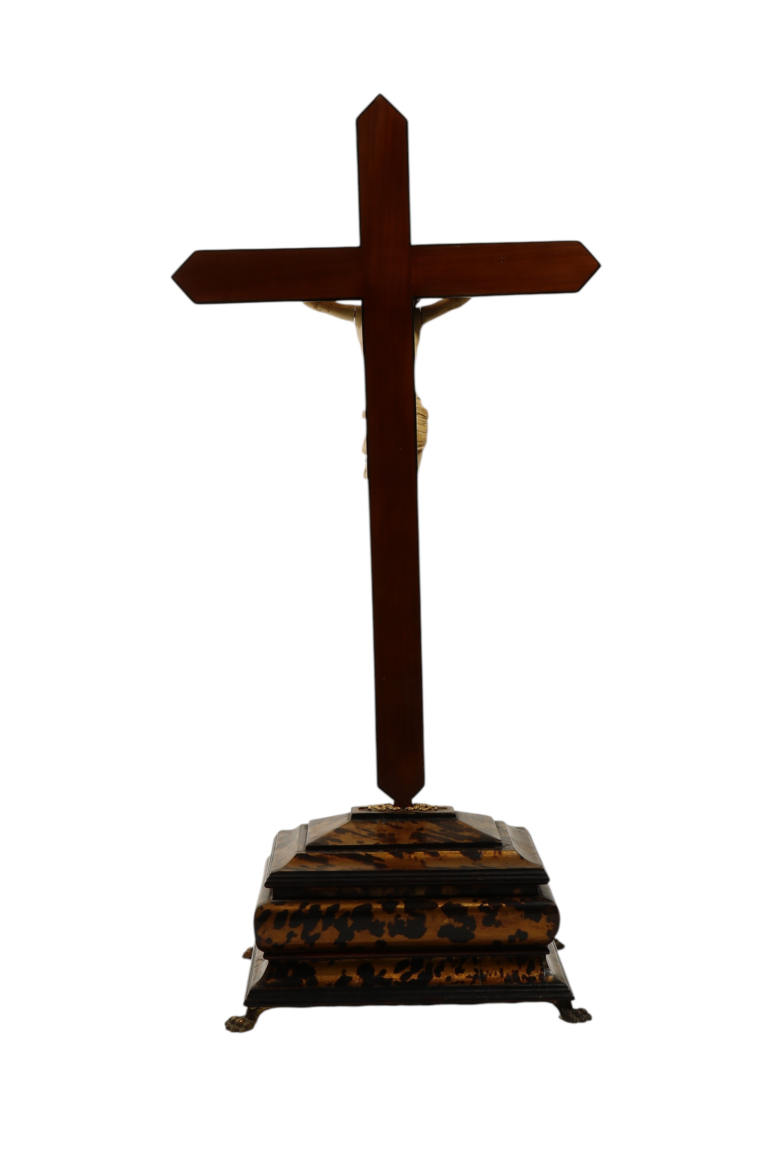 Corpus Christi in avorio, scultura a tutto tondo su croce lignea (Italia, XVIII secolo)