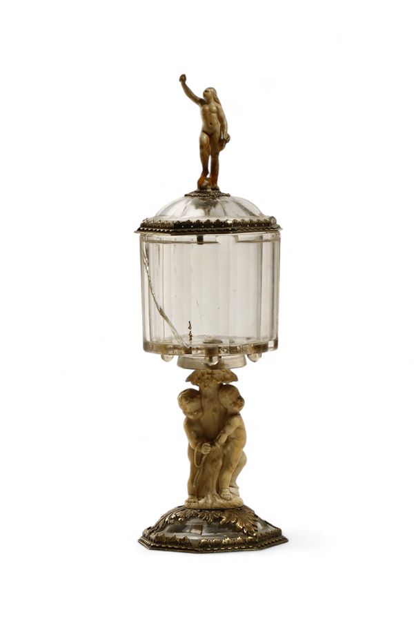 Coppa in cristallo di rocca, avorio e argento dorato