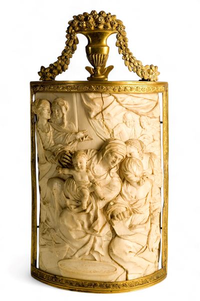 Intaglio in avorio, raffigurazione della Madonna con il Bambino, Italia (XVI–XVII secolo)