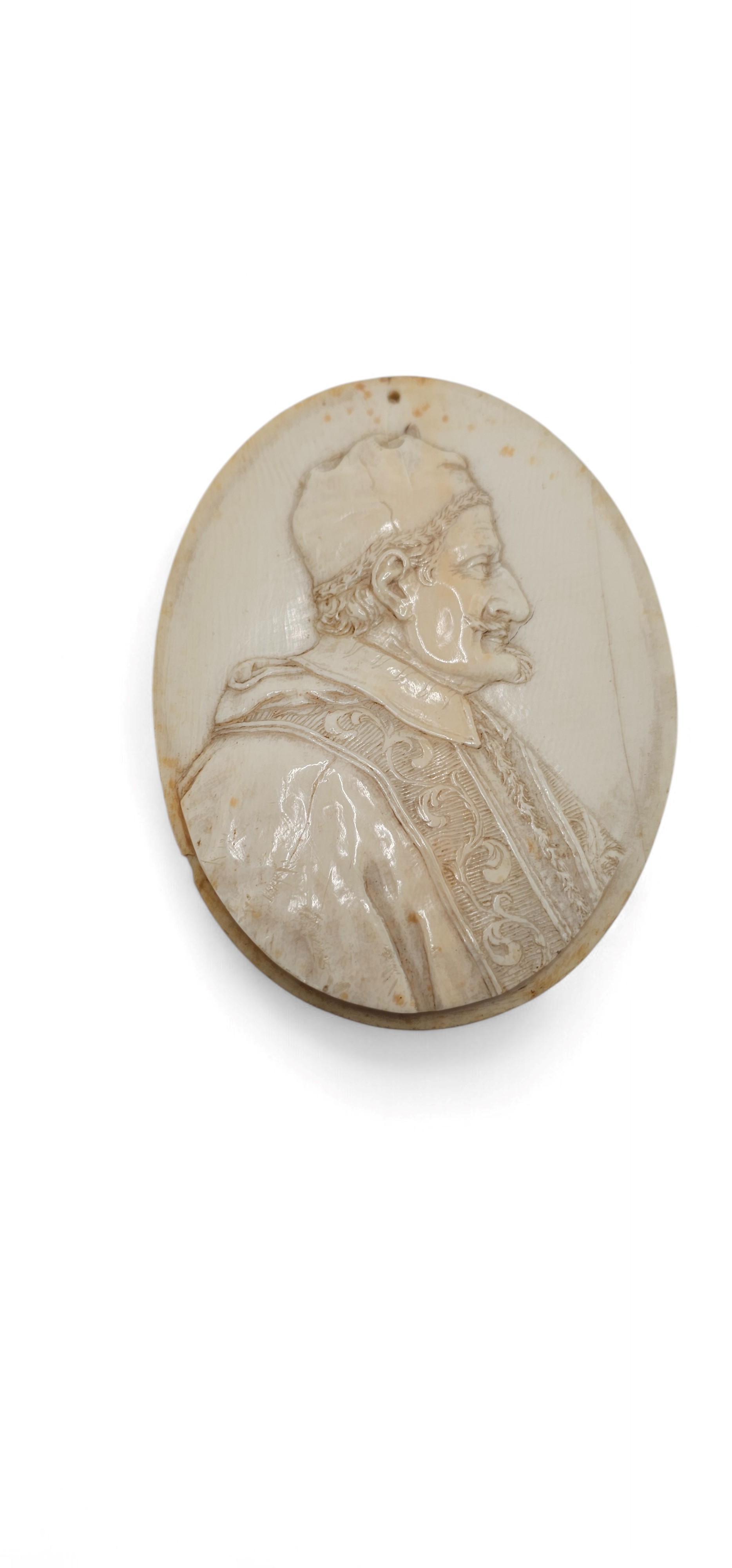 Placchetta in avorio con busto maschile entro cornice in ebano, Italia fine XVII – inizio XVIII