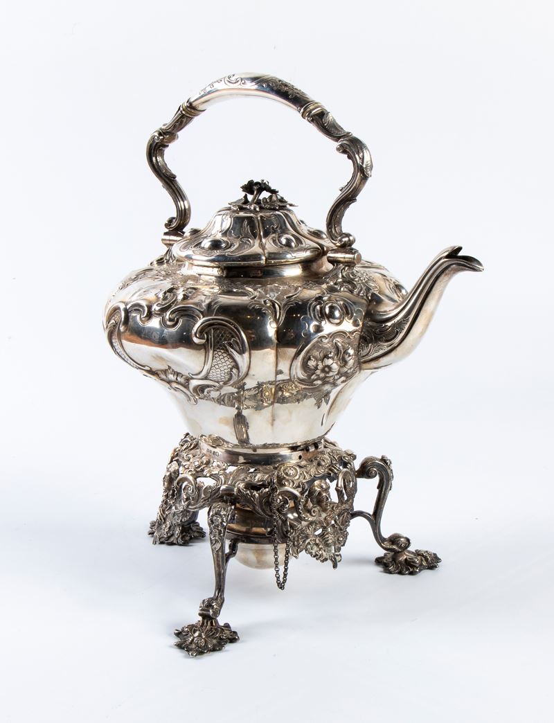 Tea keattle vittoriano inglese in argento