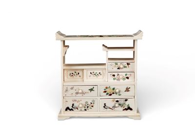 Arte giapponese, Miniatura Shibayama in avorio e madreperla con fiori e volatili (periodo Meiji)
