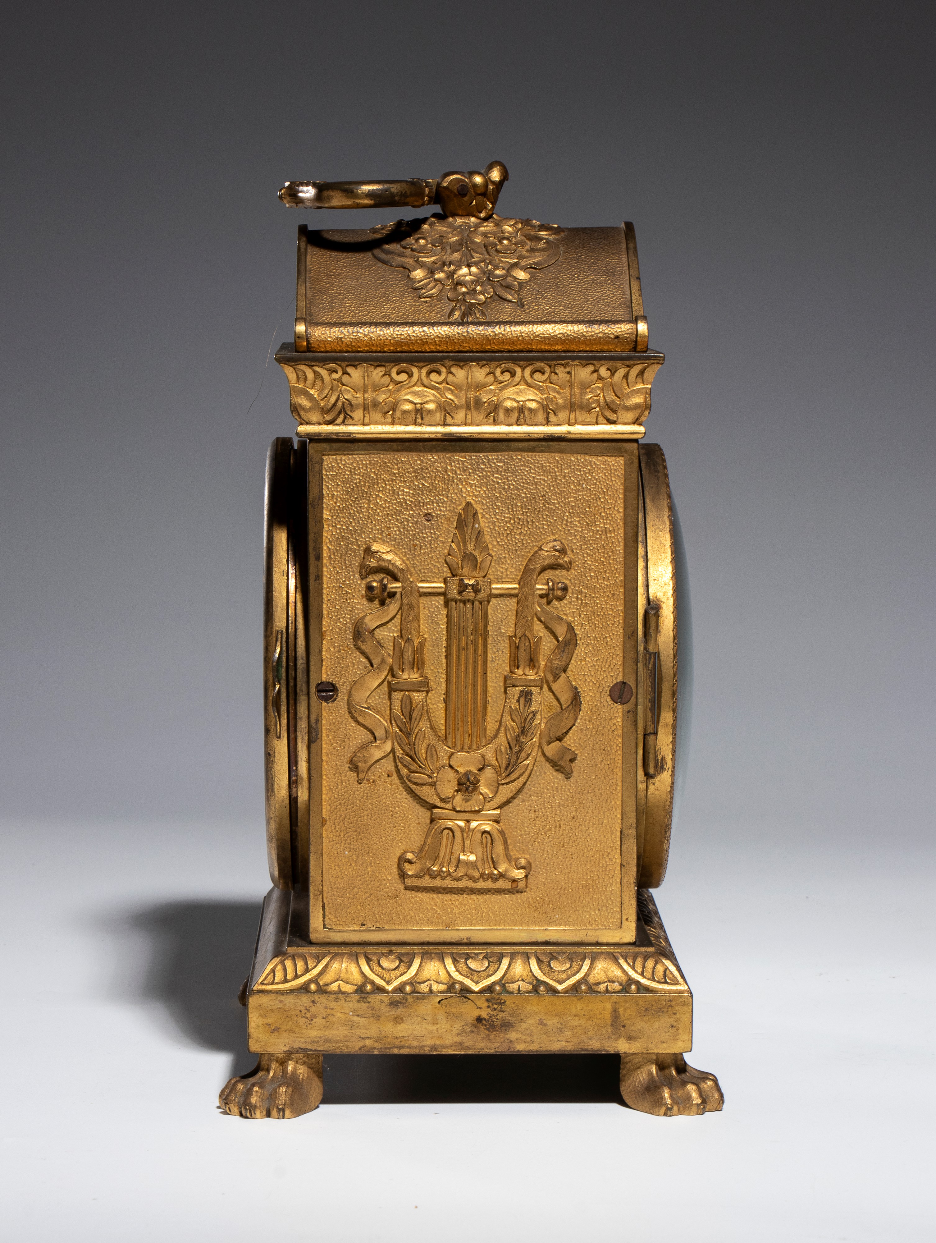 Pendola da tavolo in bronzo dorato epoca Impero