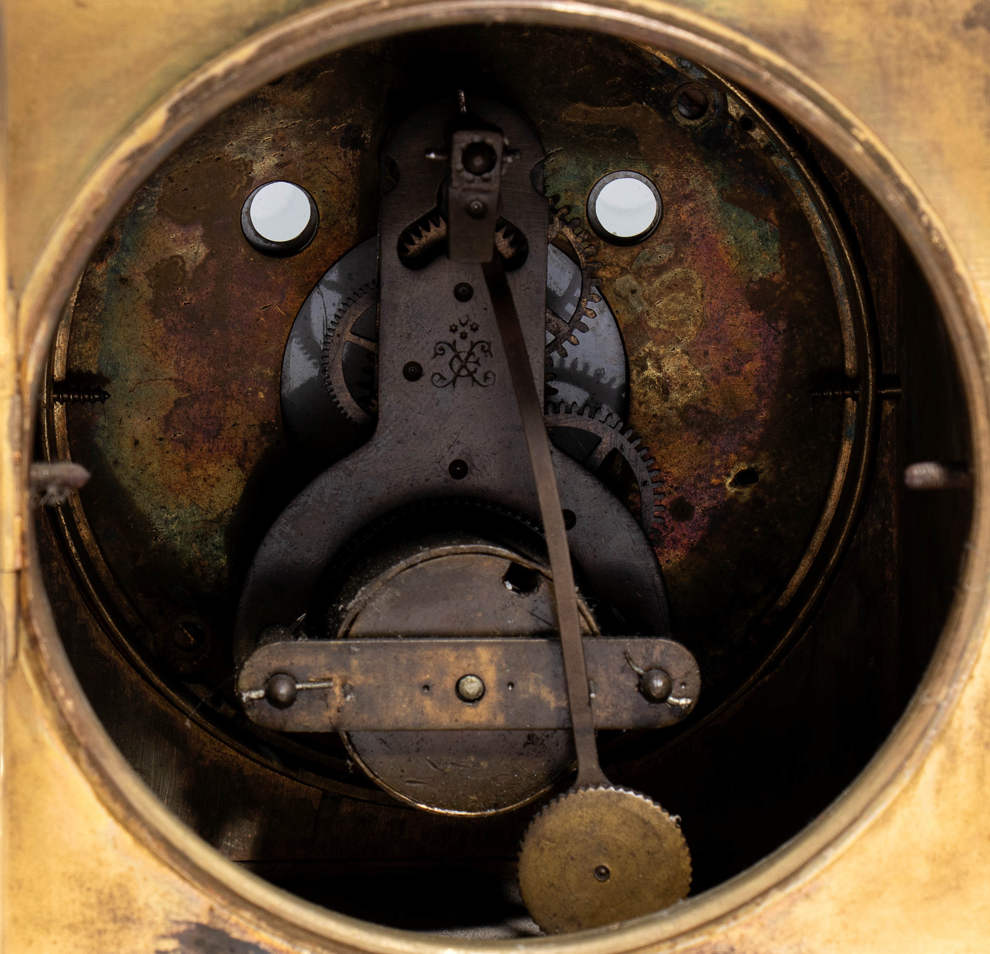 Pendola da tavolo in bronzo dorato epoca Impero