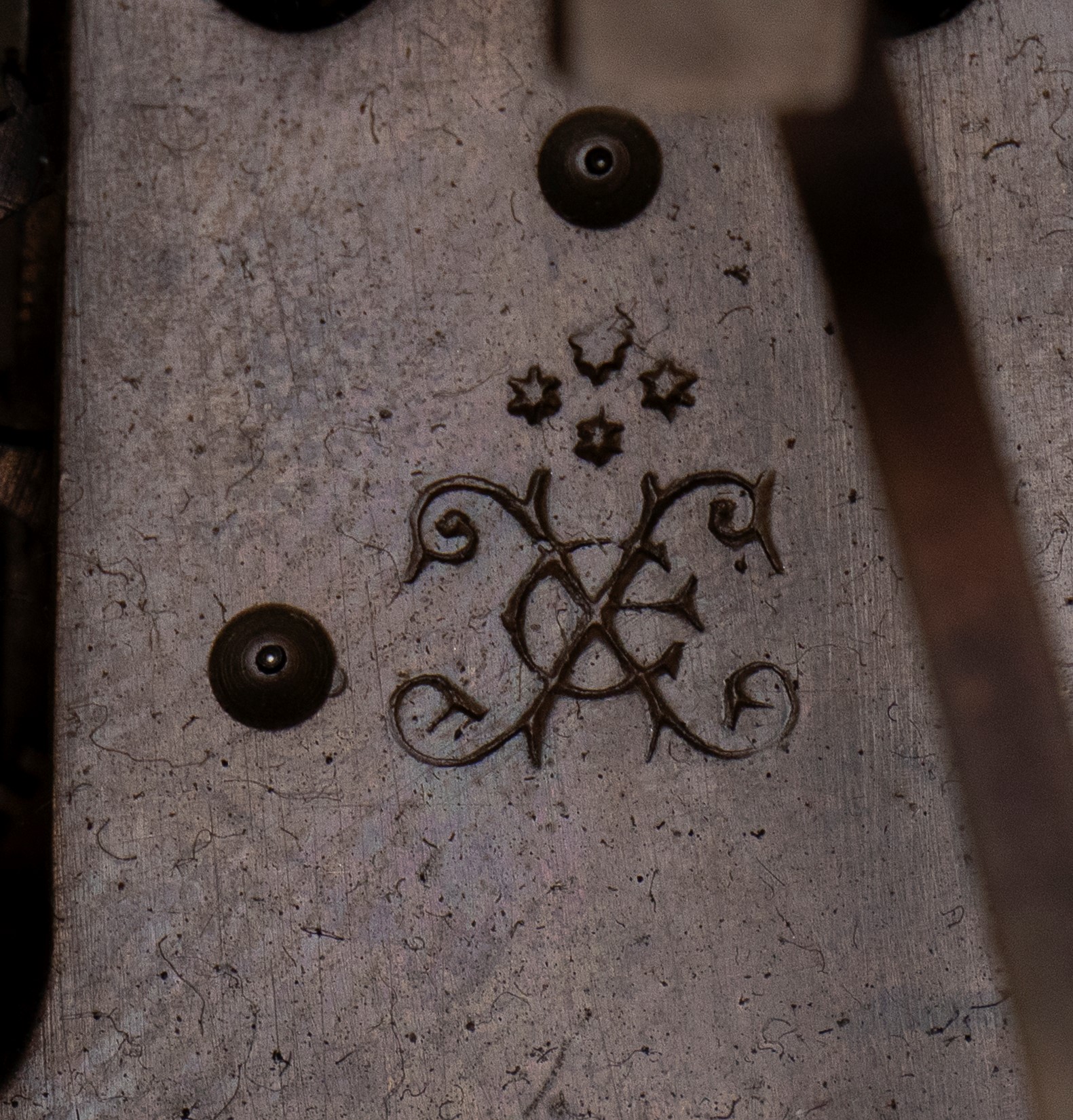 Pendola da tavolo in bronzo dorato epoca Impero