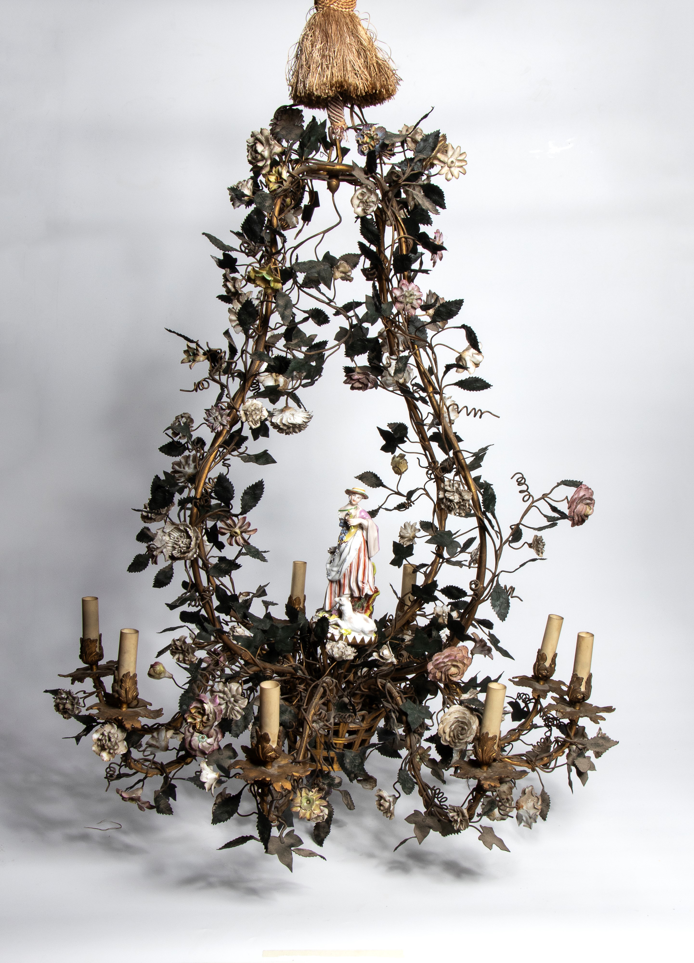 Coppia di lampadari a gabbia