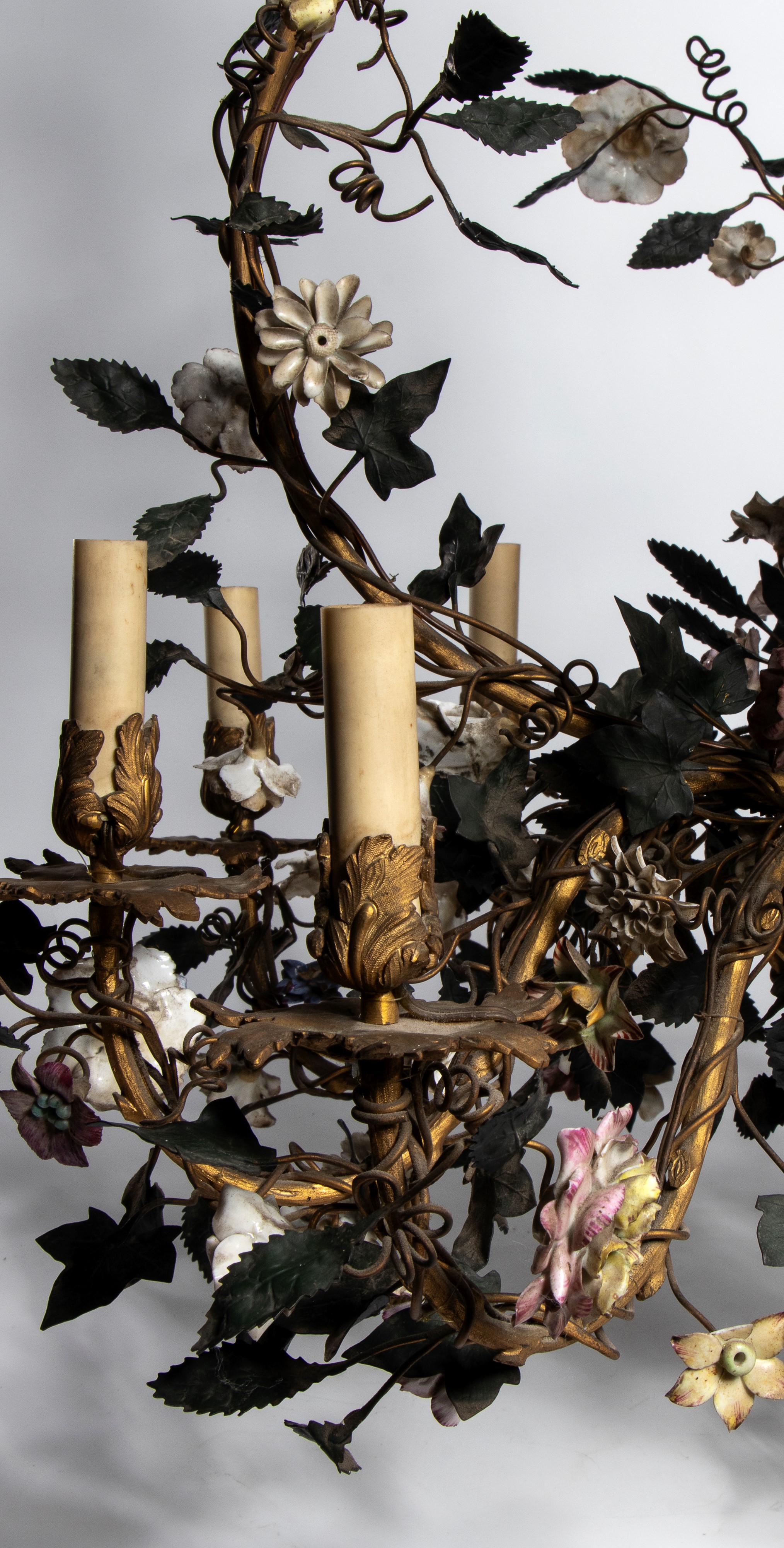 Coppia di lampadari a gabbia