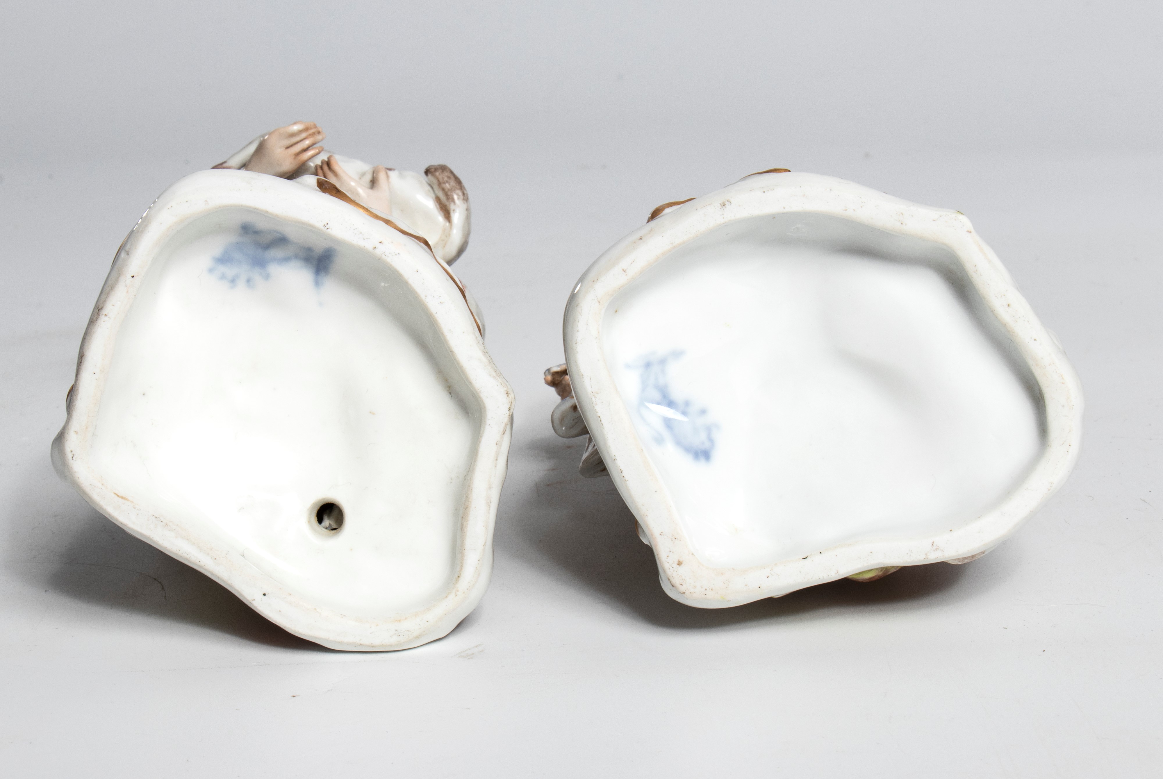 Coppia di lampadari a gabbia