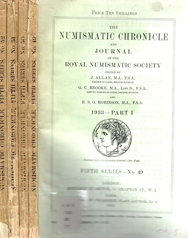 NUMISMATIC CHRONICLE -  London, 4 fascicoli completa1933. Pp 352,+ altre,  plates 26 Legatura ed, sciupata, ,interno buono stato, molto raro e ricer cato: contiene lavoro sul ripostiglio di Arras (aurei romani), il Pink sul falsario D'Augustin de Saint Urbain( monete romane)
