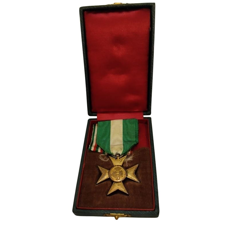 Croce di anzianità per venticinque anni di servizio, metallo dorato con nastro originale