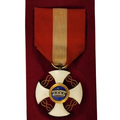 Ordine della Corona d'Italia, Insegna di Cavaliere in Argento Dorato e Smalti