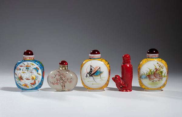 Group of five snuffboxes, China