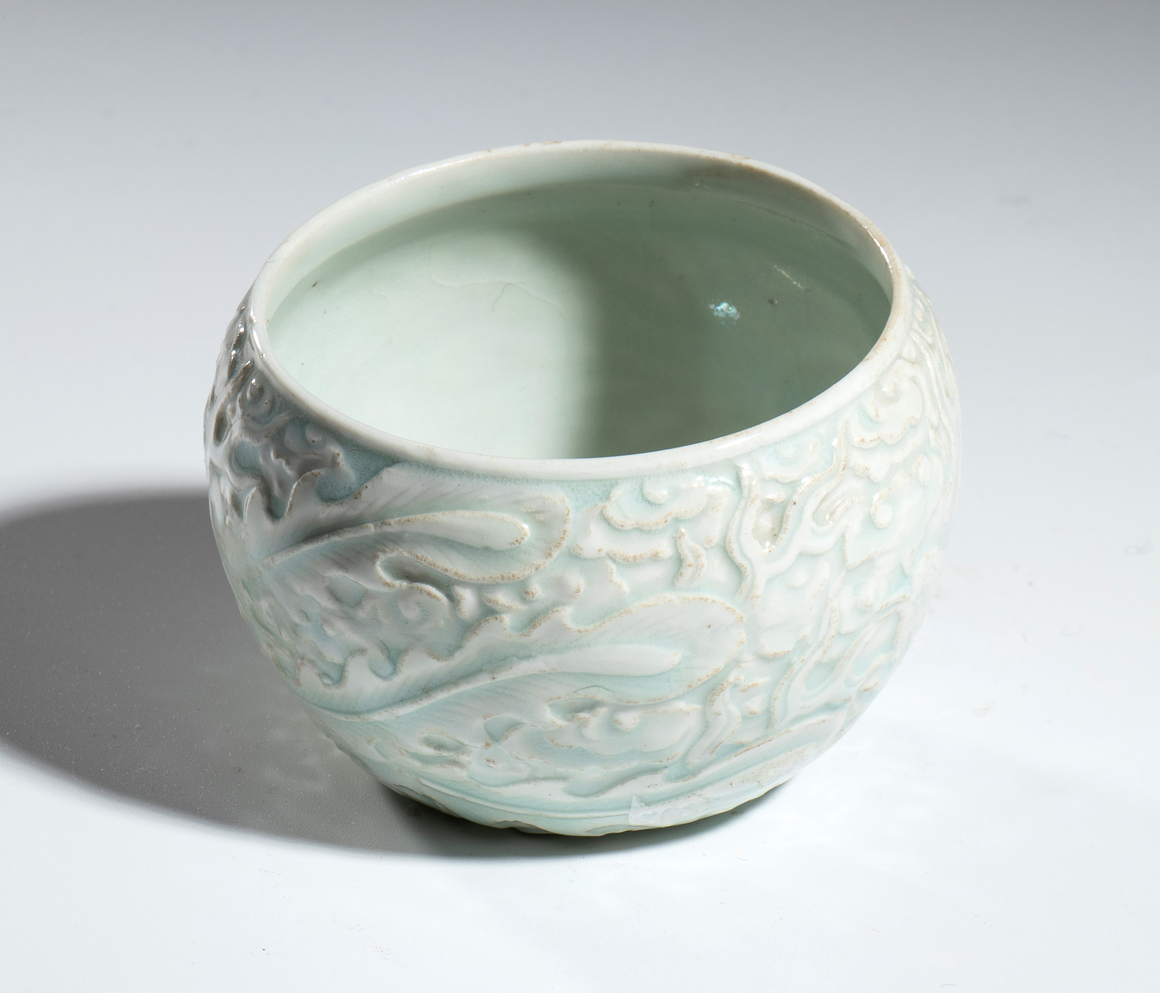 Ciotola celadon, Cina, XX secolo, altezza 8 cm, diametro 9 cm