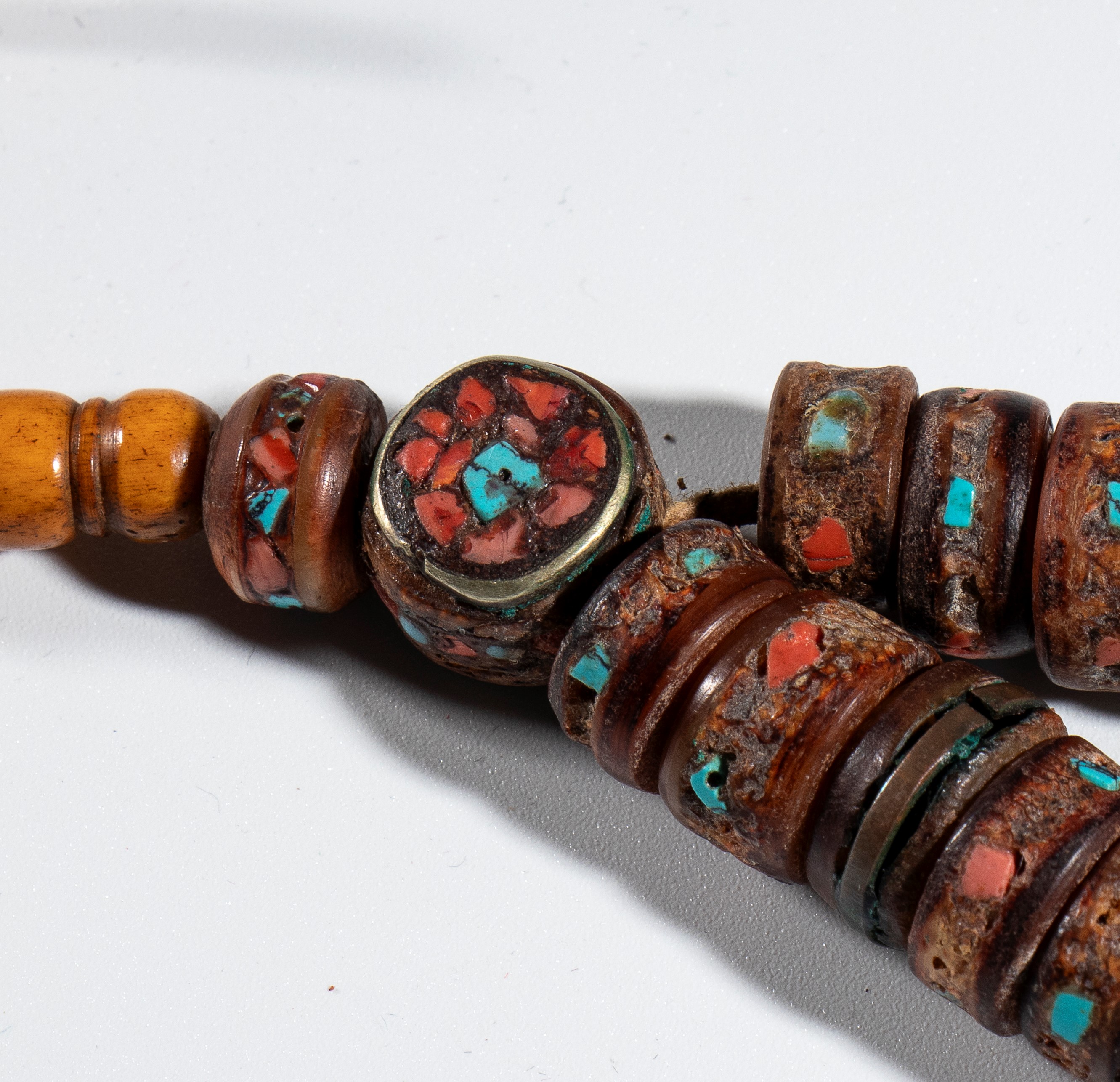 Collane tibetane in oro e argento, Inizio XX secolo