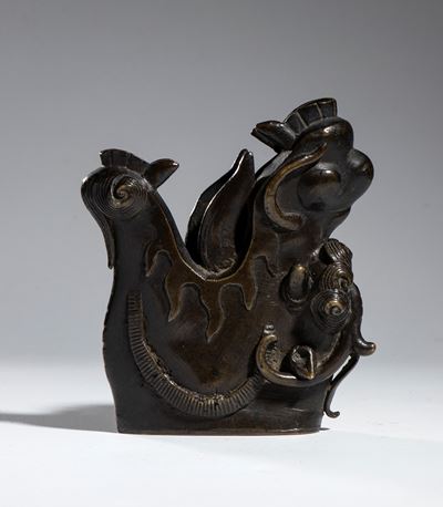 Cina, Figure in bronzo a forma di animale mitologico, XX secolo