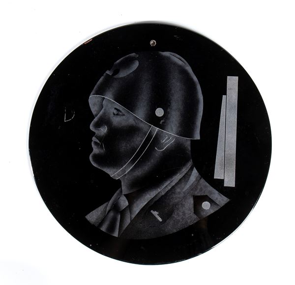 Bassorilievo in vetro con ritratto di Benito Mussolini