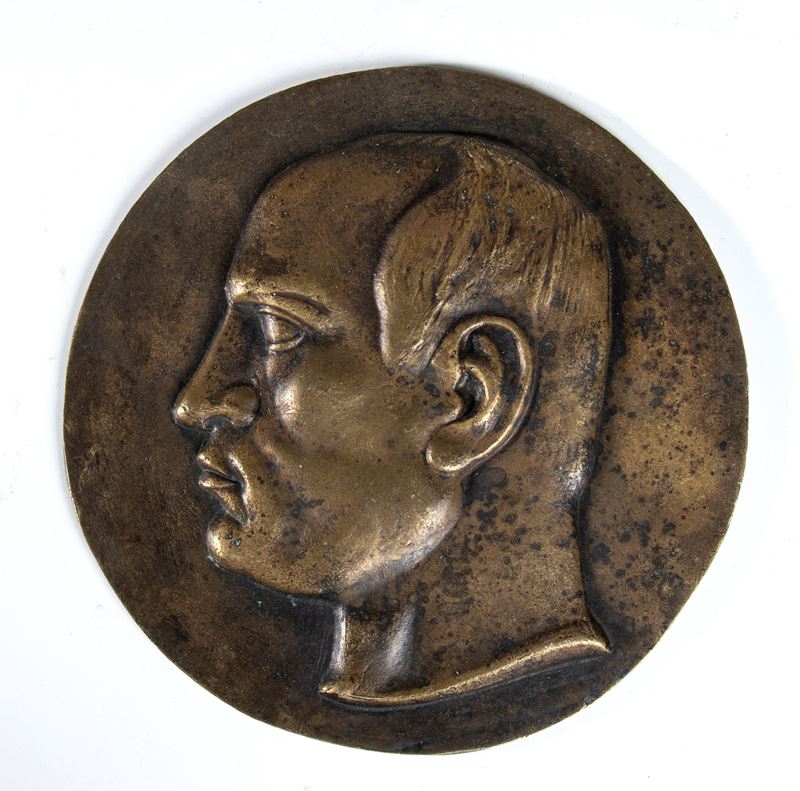 Bassorilievo in bronzo raffigurante Benito Mussolini, prima metà XX secolo