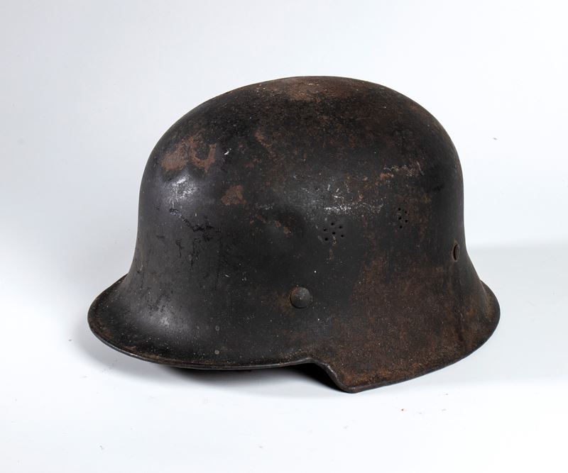 Elmetto da pompiere tedesco Mod.34, acciaio, vernice nera