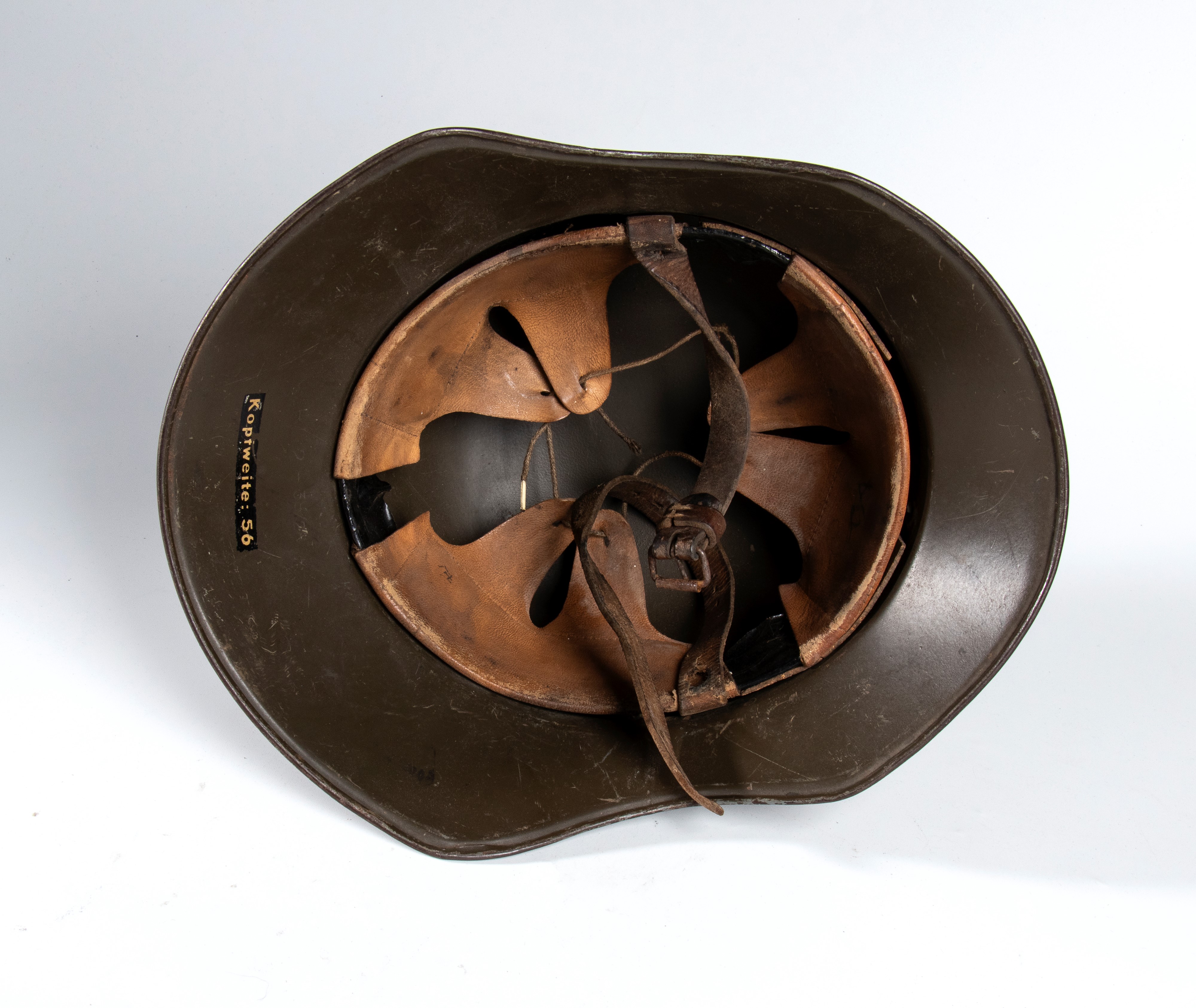 Elmetto della protezione antiaerea (Luftschutz), Germania, III Reich, prima metà XX secolo