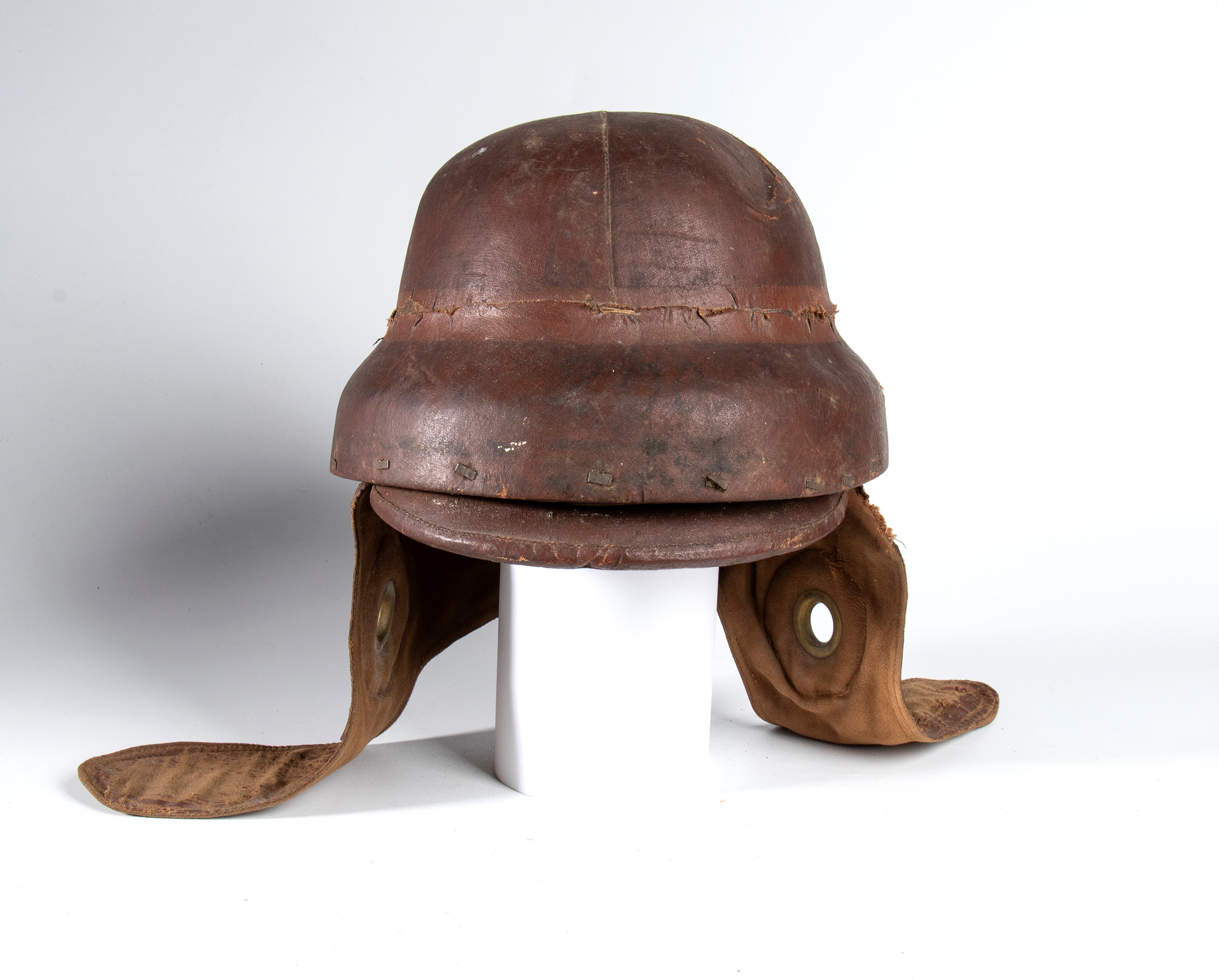 Italia, Regno, Casco tipo Rold e guanti da pilota, inizi XX sec.