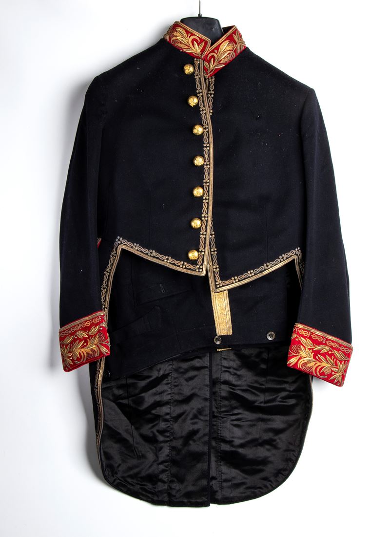 Uniforme Console, in fine castorino con ricami in canottiglia