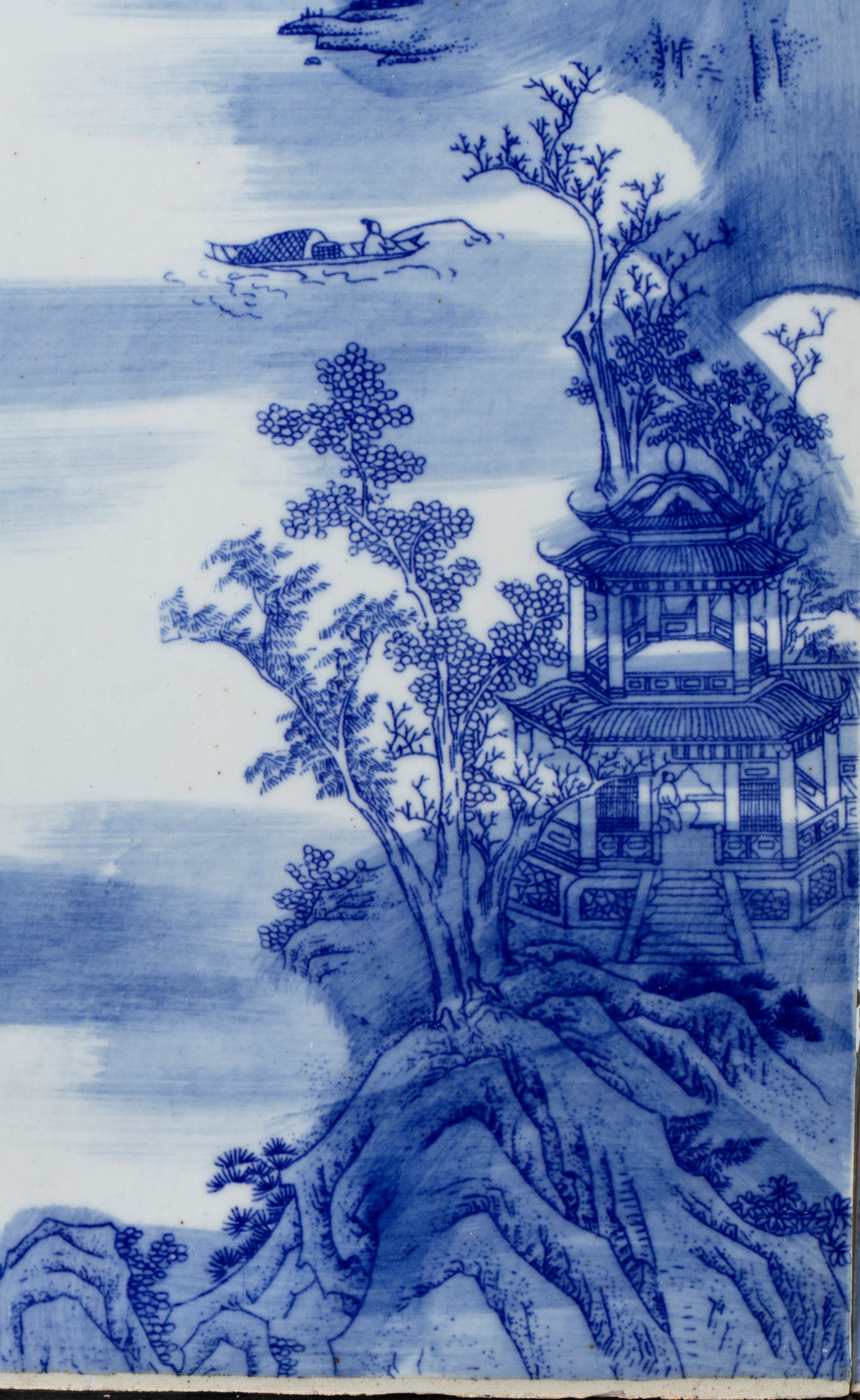 Due formelle decorative in porcellana bianca e blu, Cina, XX secolo